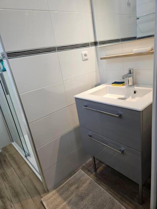 Chez Louise, Appartement T3 A Deux Pas Du Centre Bagnères-de-Luchon Extérieur photo